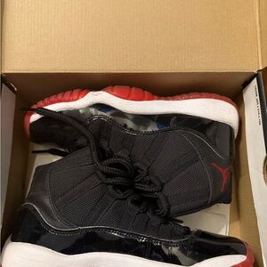 Jordan Kids Black and Red Sneakers